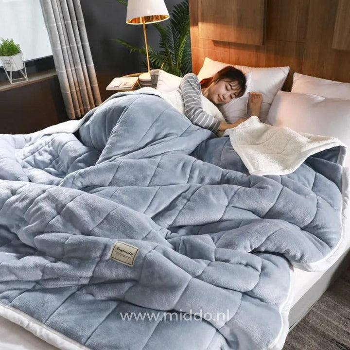 HugSoft™ | Dreamy Wolle Kuschelig weiche Decke