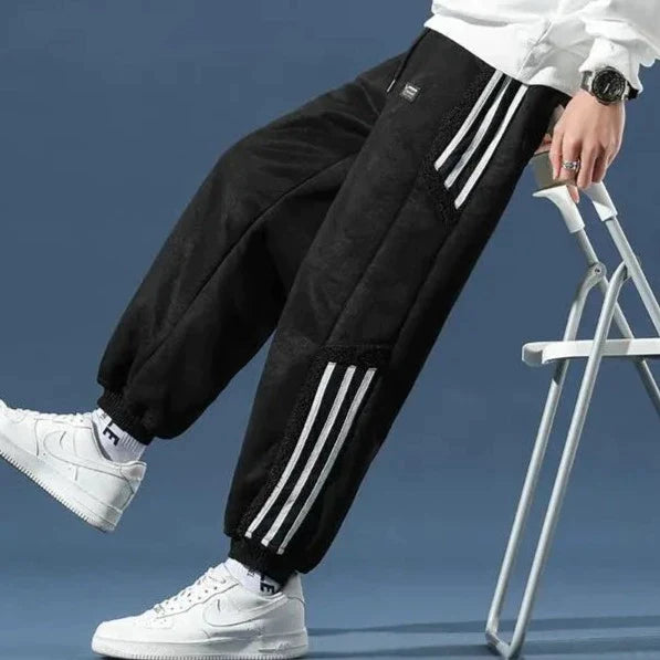 HYPRA™ | Sherpa Streifen Jogger-Hose